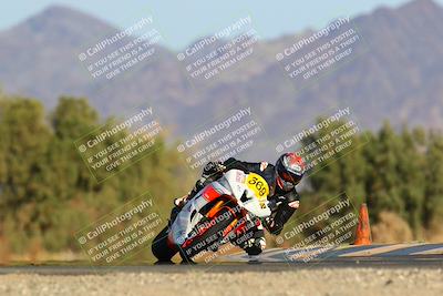 media/Mar-26-2022-CVMA (Sat) [[4461a8f564]]/Race 12 Amateur Supersport Middleweight/